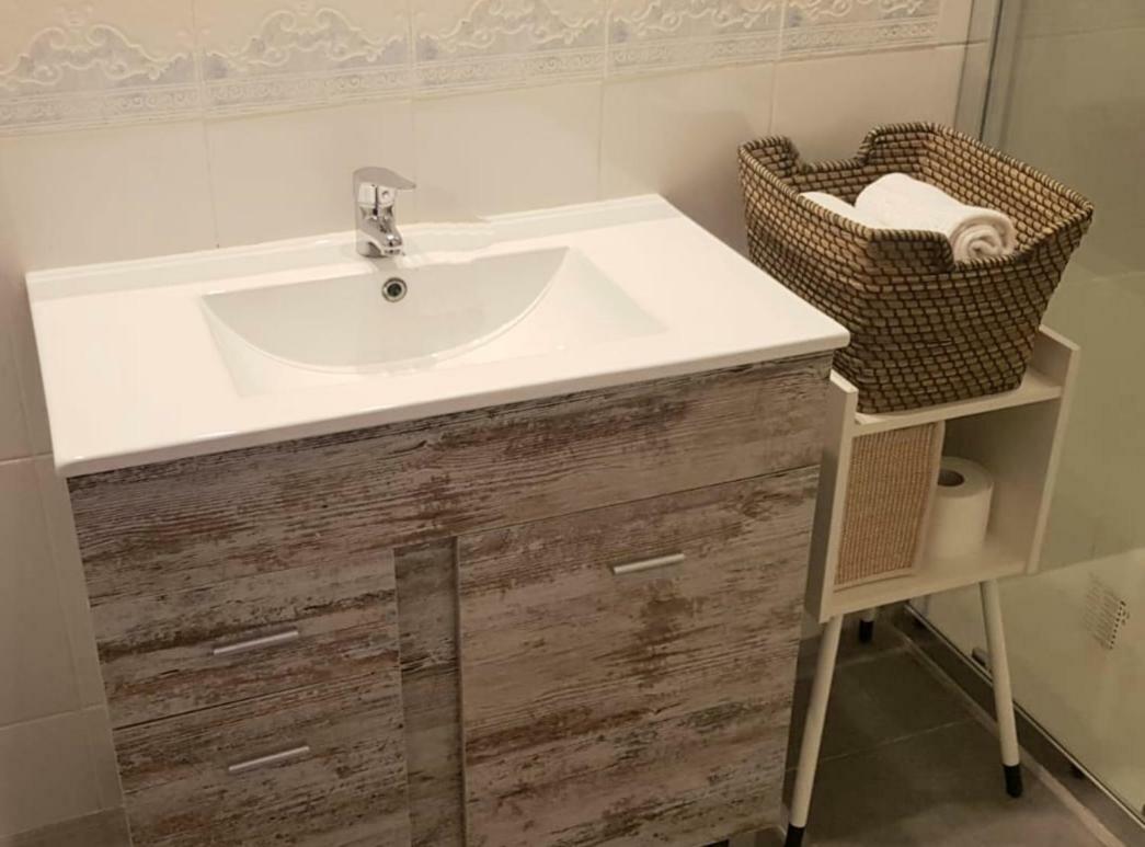 Ch Apartamento Plaza Del Angel - Semisotano مدريد المظهر الخارجي الصورة